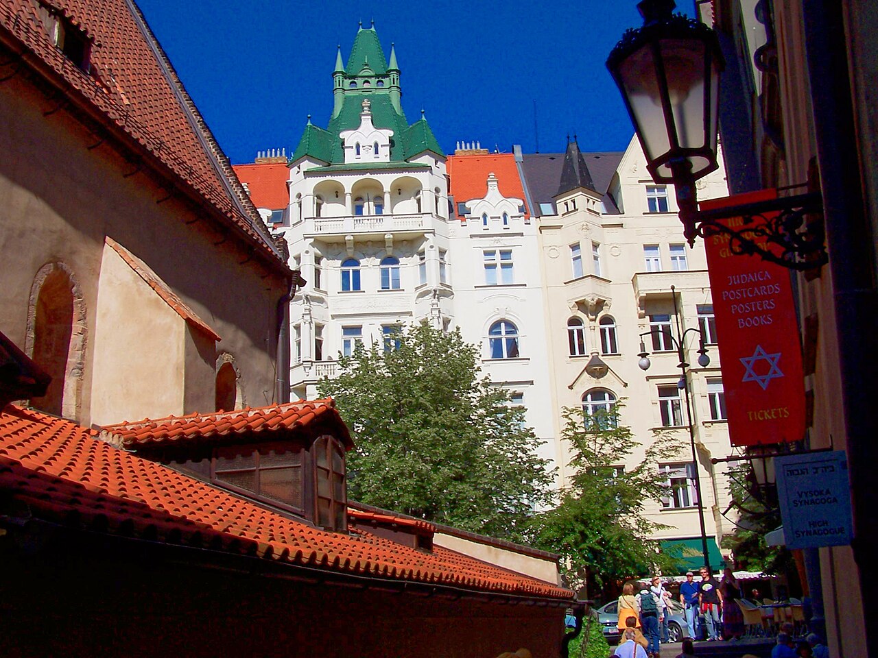 Prague synagogue
